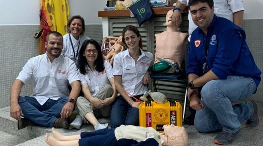 PAME: nuevos paramédicos egresados 3 PAME-proveedor-de-auxilio-medico-Venemergencia-Funindes-3